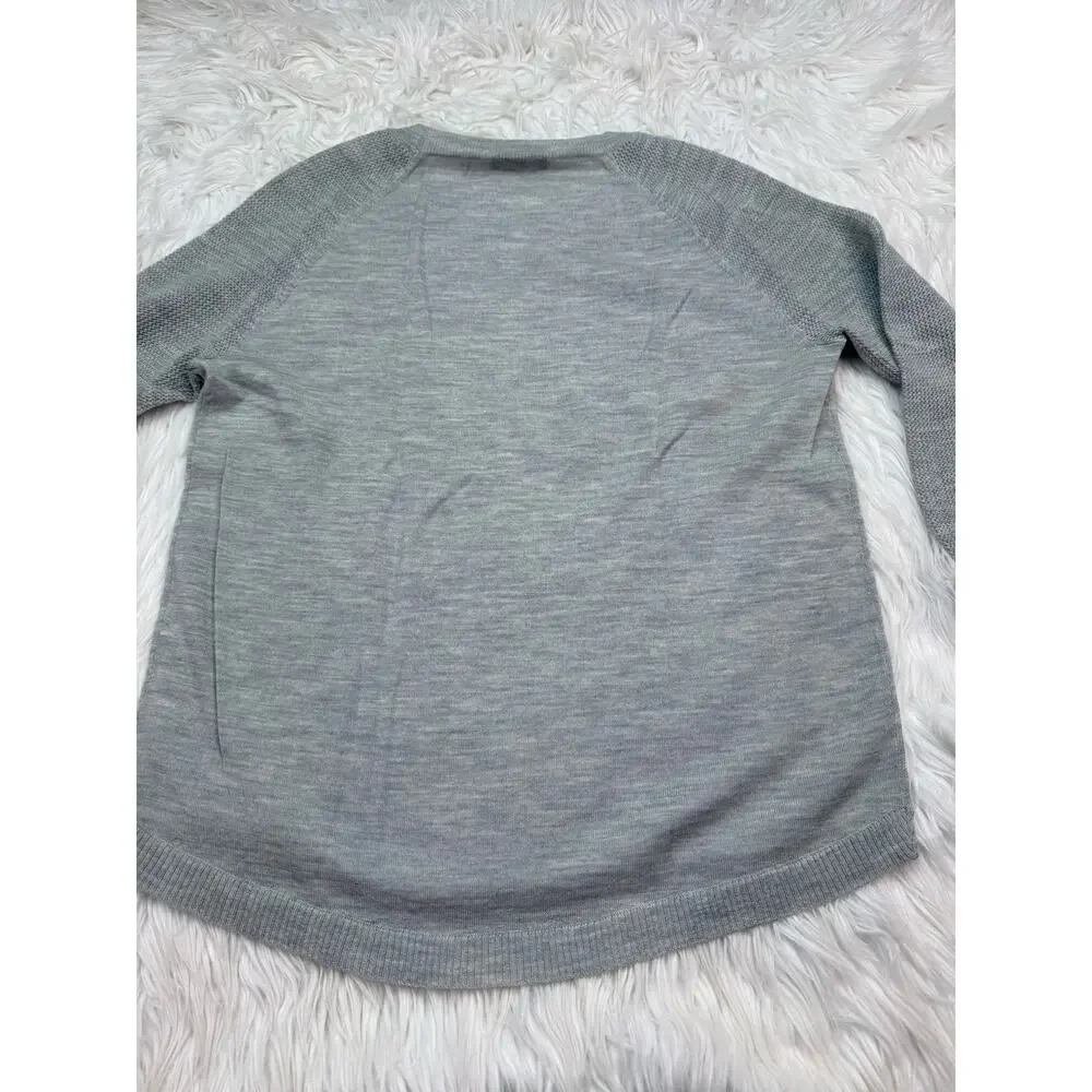 J. CREW Lightweight Merino Wool Mesh Sweater Gray Size S Style A2805 Preppy